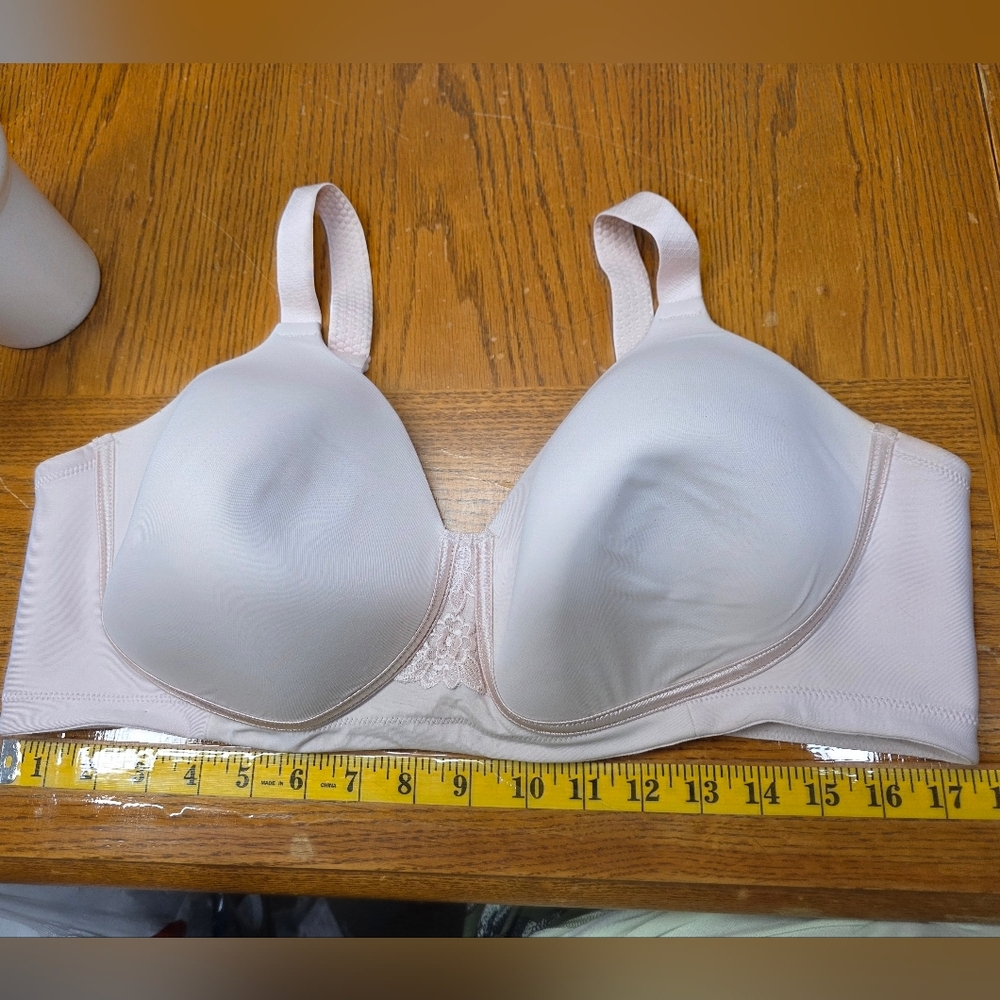 Vanity Fair Beauty Back Full Figure T-Shirt Bra 42D Pinkish Lace Accents Stretch